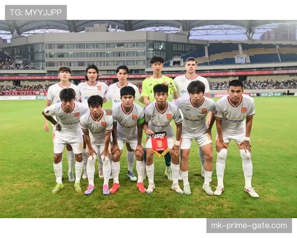 重庆铜梁龙稳扎稳打应对中甲赛场激烈竞争环境